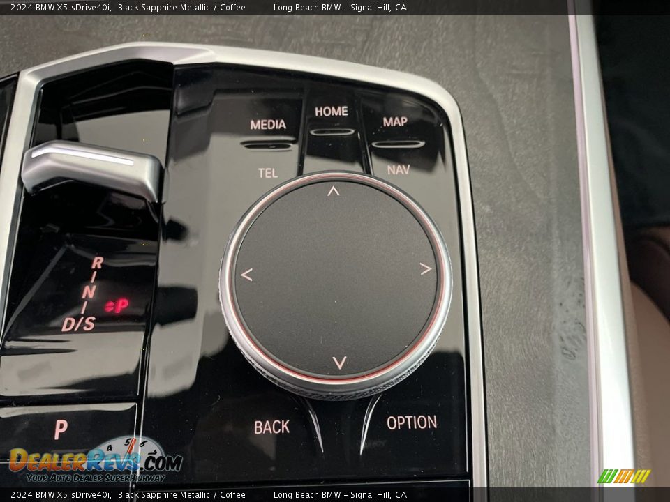 Controls of 2024 BMW X5 sDrive40i Photo #24