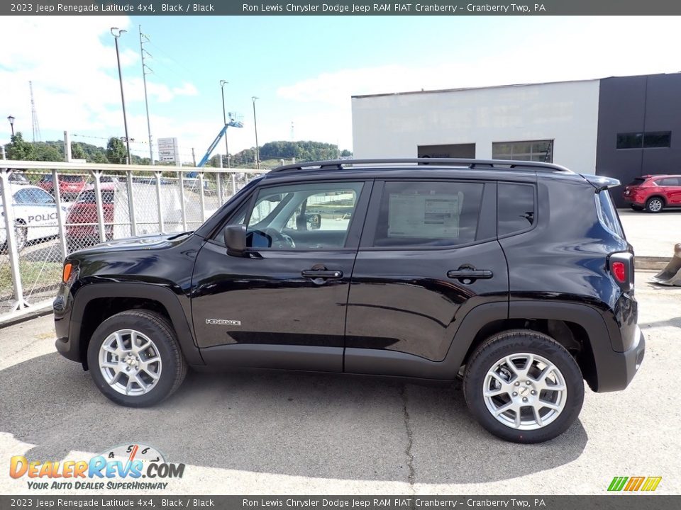 2023 Jeep Renegade Latitude 4x4 Black / Black Photo #2