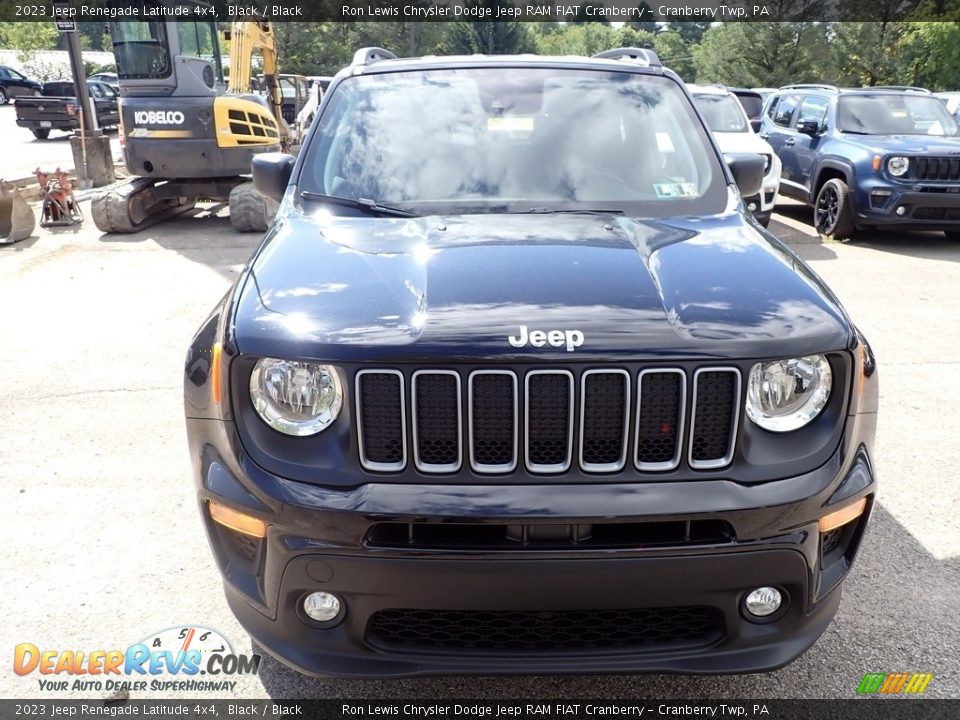 2023 Jeep Renegade Latitude 4x4 Black / Black Photo #8