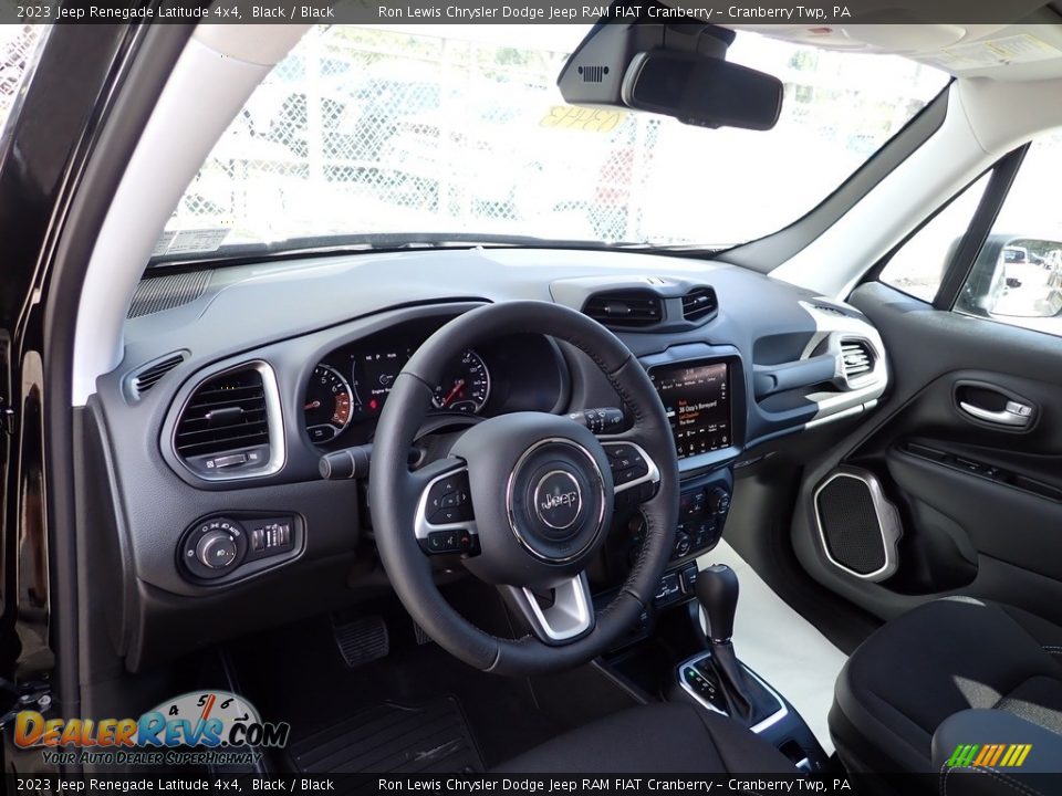 2023 Jeep Renegade Latitude 4x4 Black / Black Photo #12