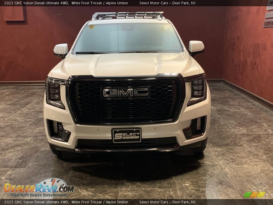 2023 GMC Yukon Denali Ultimate 4WD White Frost Tricoat / Alpine Umber Photo #2