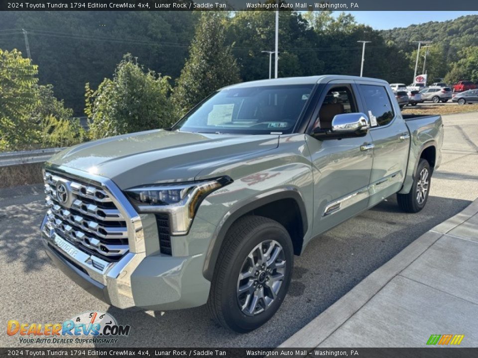 Front 3/4 View of 2024 Toyota Tundra 1794 Edition CrewMax 4x4 Photo #7