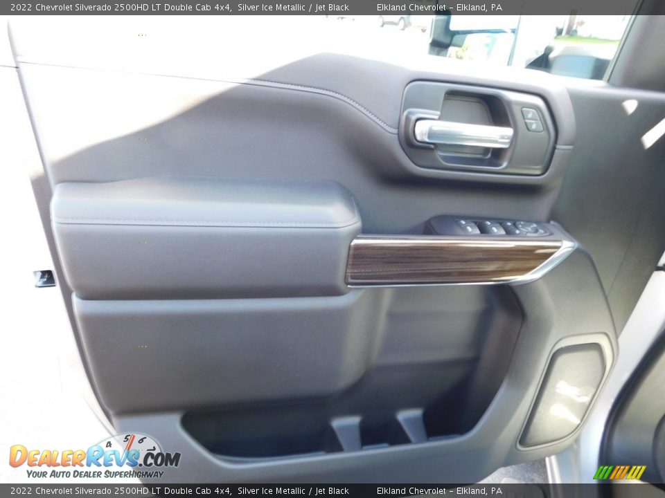 Door Panel of 2022 Chevrolet Silverado 2500HD LT Double Cab 4x4 Photo #19
