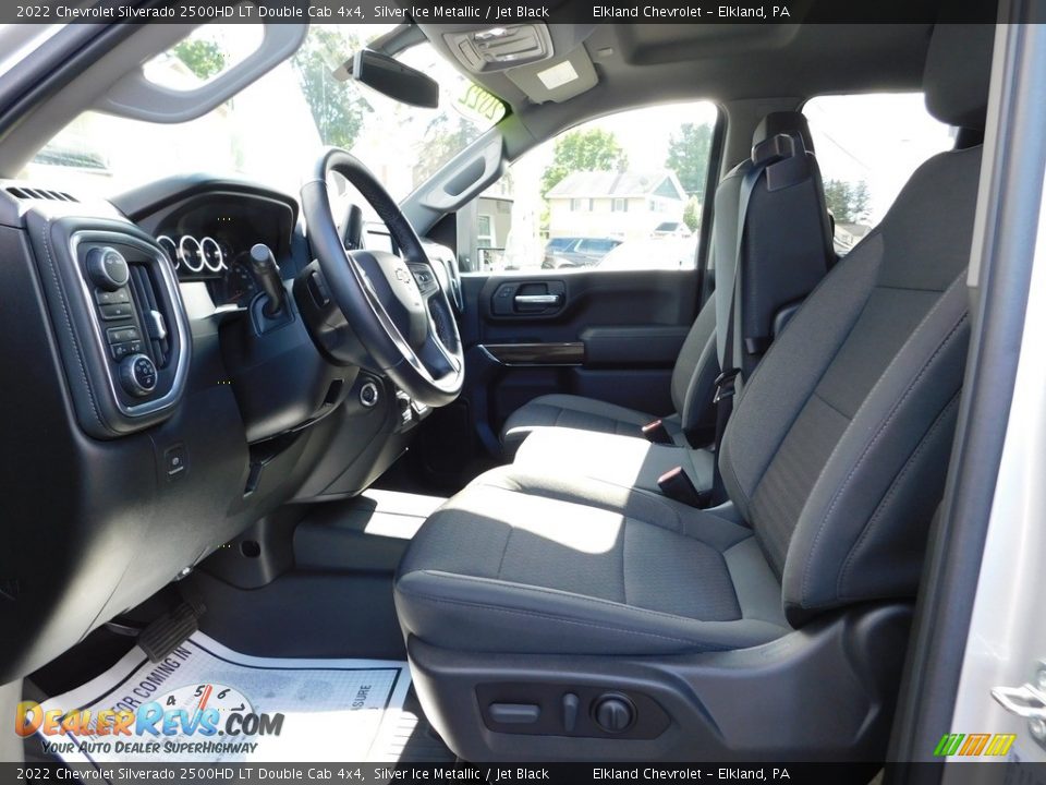 Front Seat of 2022 Chevrolet Silverado 2500HD LT Double Cab 4x4 Photo #22