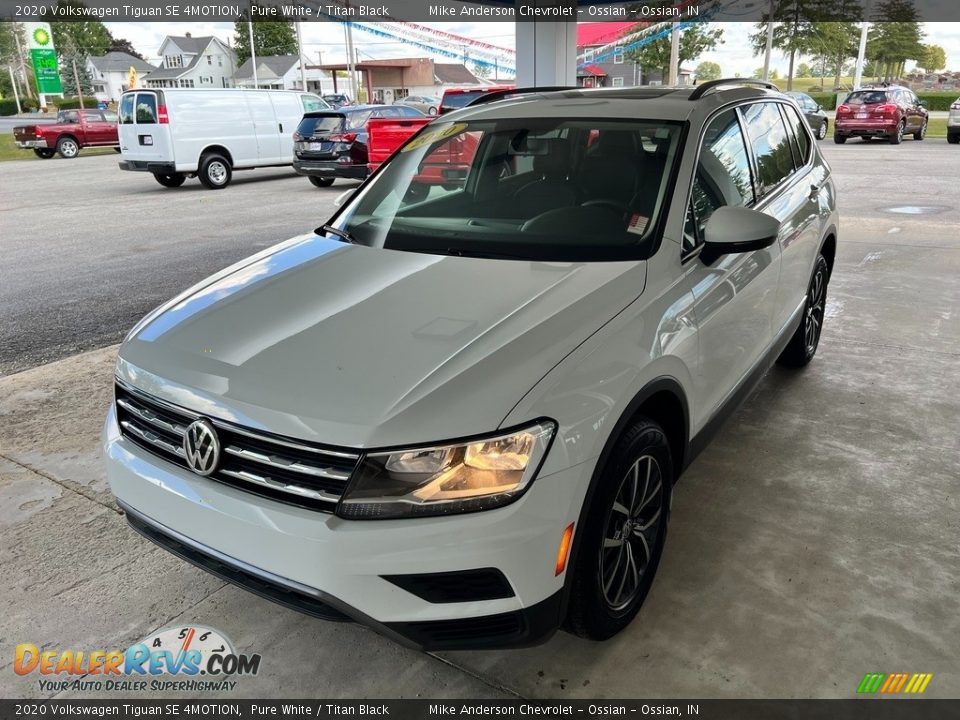 2020 Volkswagen Tiguan SE 4MOTION Pure White / Titan Black Photo #2