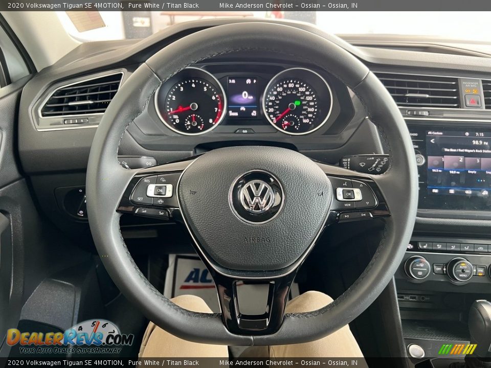 2020 Volkswagen Tiguan SE 4MOTION Pure White / Titan Black Photo #17