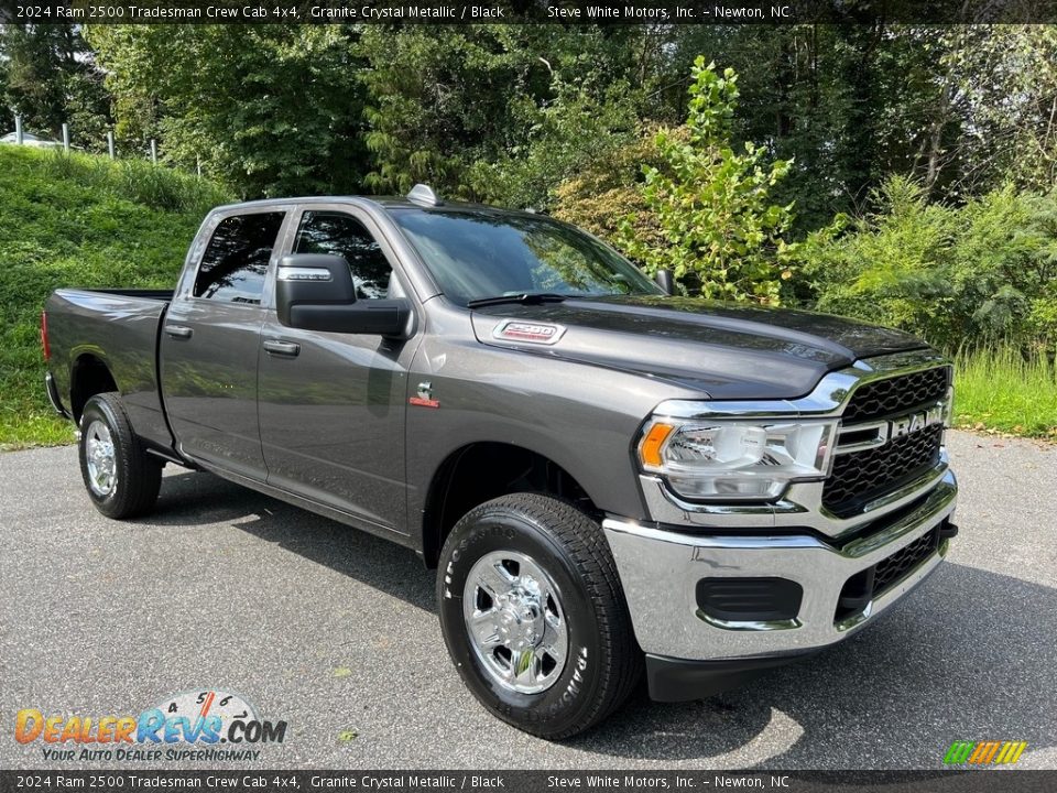 Front 3/4 View of 2024 Ram 2500 Tradesman Crew Cab 4x4 Photo #4