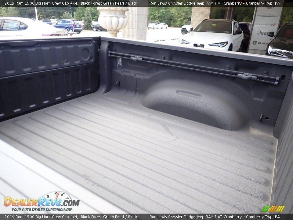 2019 Ram 1500 Big Horn Crew Cab 4x4 Black Forest Green Pearl / Black Photo #10