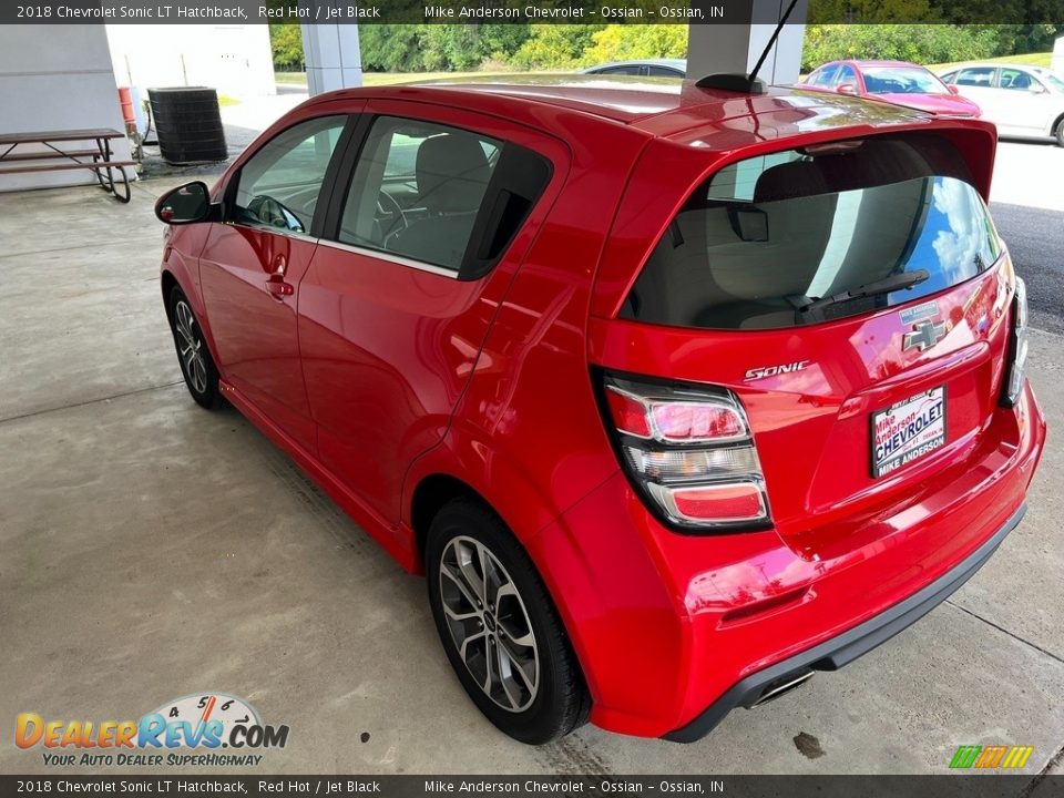 2018 Chevrolet Sonic LT Hatchback Red Hot / Jet Black Photo #10