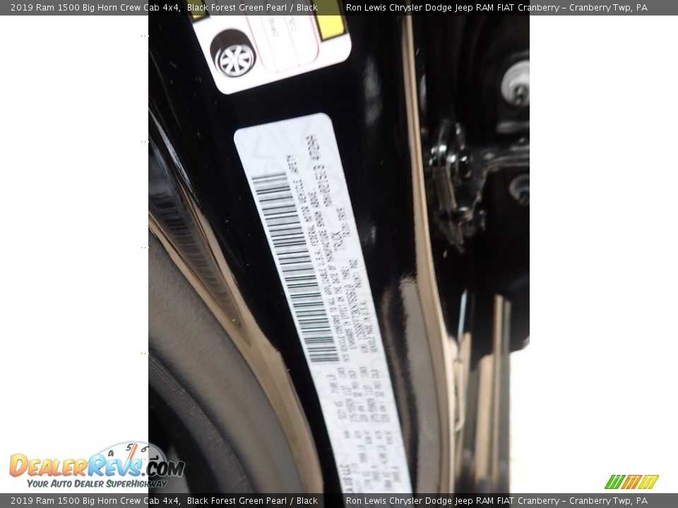 2019 Ram 1500 Big Horn Crew Cab 4x4 Black Forest Green Pearl / Black Photo #20