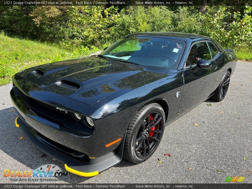 2023 Dodge Challenger SRT Hellcat JailBreak Pitch Black / Demonic Red/Black Photo #2