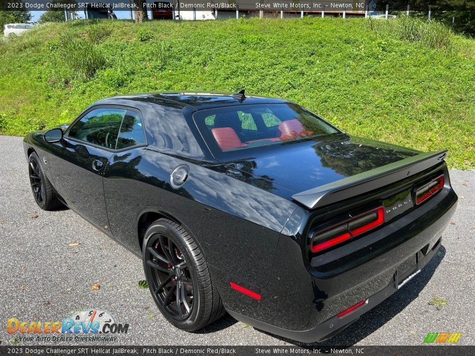 2023 Dodge Challenger SRT Hellcat JailBreak Pitch Black / Demonic Red/Black Photo #8