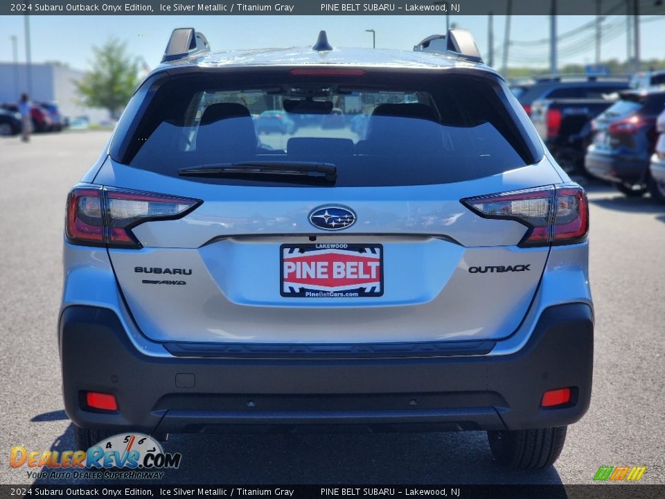 2024 Subaru Outback Onyx Edition Ice Silver Metallic / Titanium Gray Photo #5