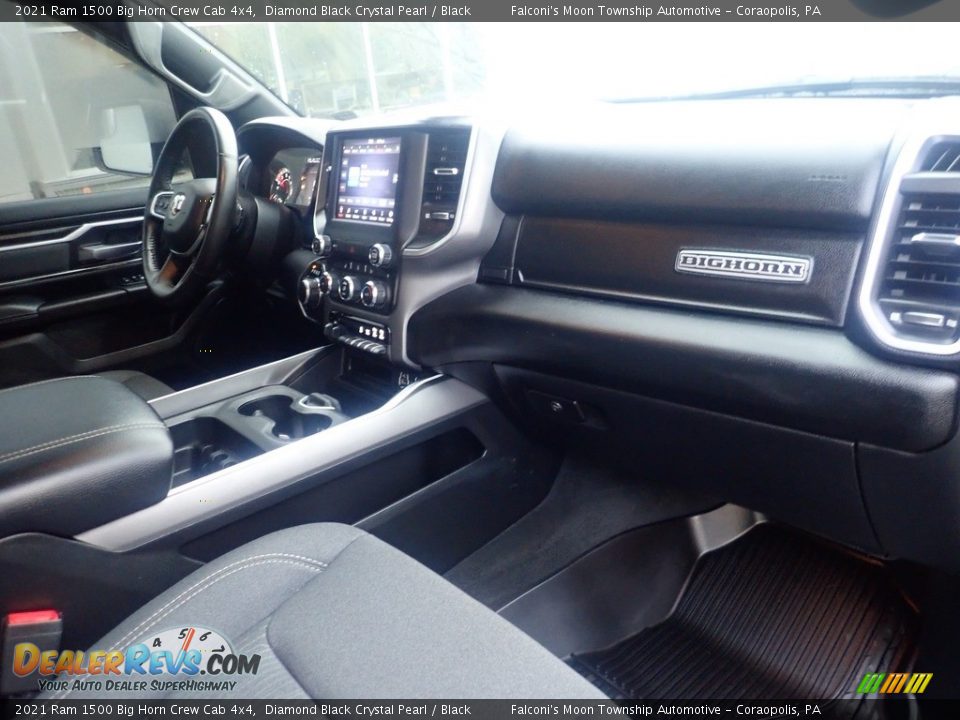 2021 Ram 1500 Big Horn Crew Cab 4x4 Diamond Black Crystal Pearl / Black Photo #12