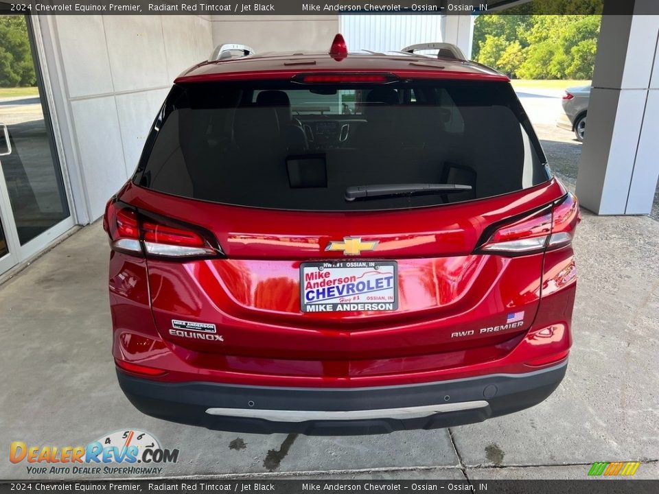 2024 Chevrolet Equinox Premier Radiant Red Tintcoat / Jet Black Photo #8