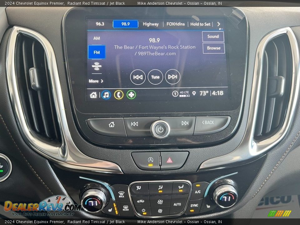 Controls of 2024 Chevrolet Equinox Premier Photo #21