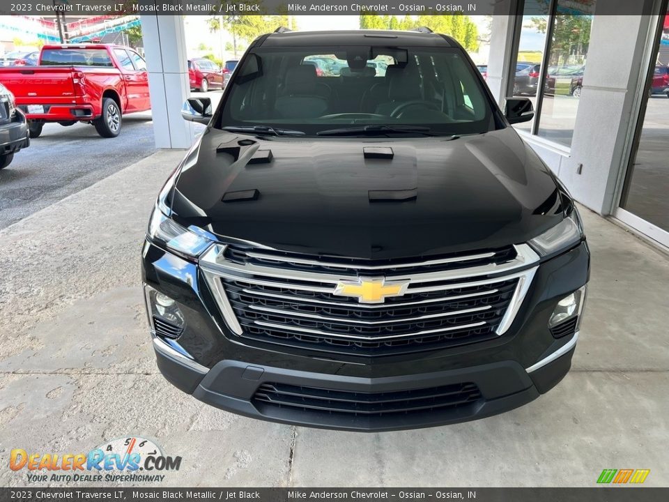 2023 Chevrolet Traverse LT Mosaic Black Metallic / Jet Black Photo #3