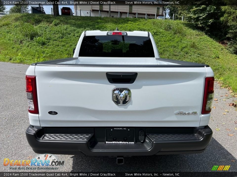 2024 Ram 1500 Tradesman Quad Cab 4x4 Bright White / Diesel Gray/Black Photo #7