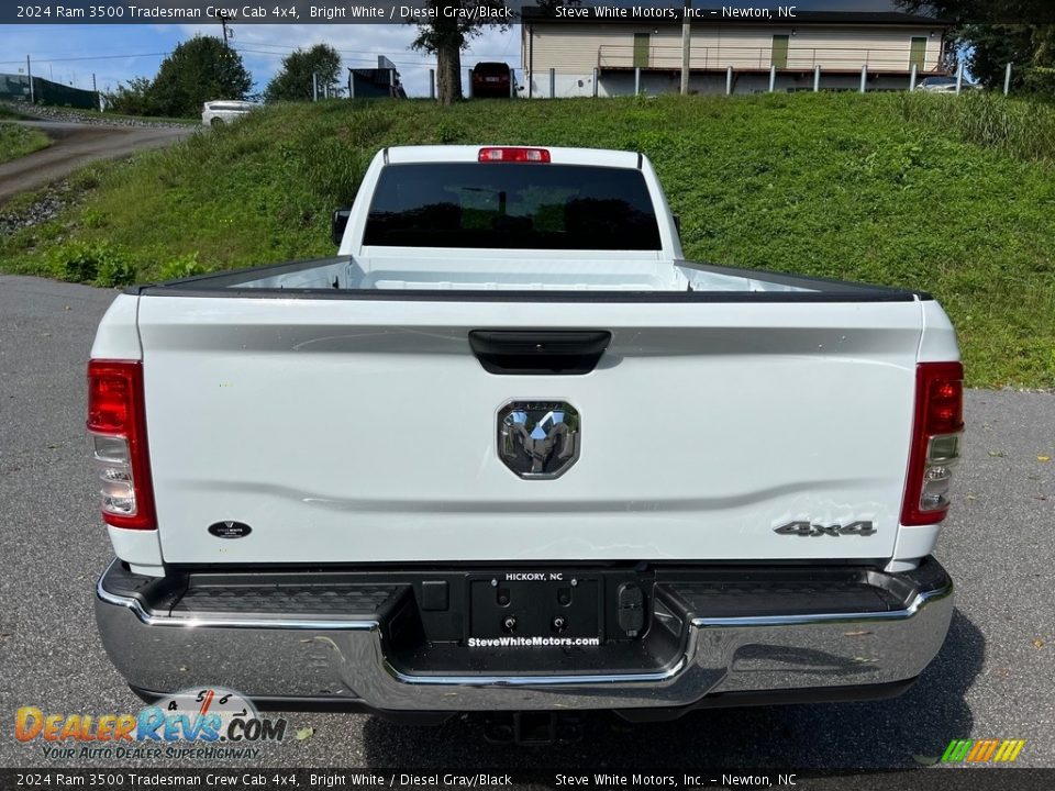 2024 Ram 3500 Tradesman Crew Cab 4x4 Bright White / Diesel Gray/Black Photo #7