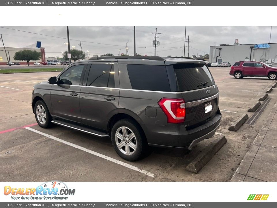 2019 Ford Expedition XLT Magnetic Metallic / Ebony Photo #2