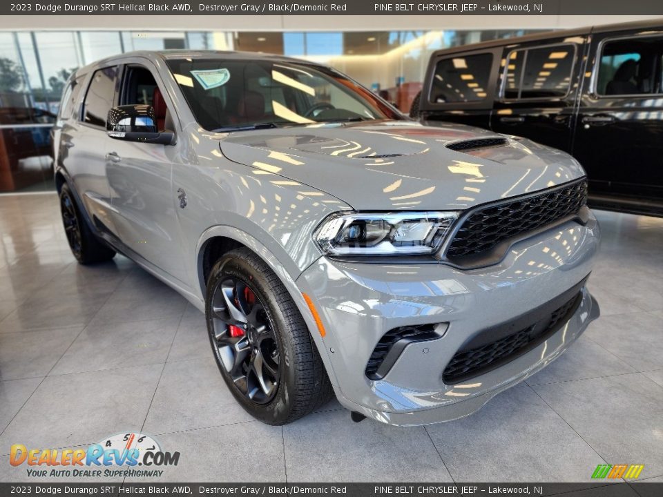 Front 3/4 View of 2023 Dodge Durango SRT Hellcat Black AWD Photo #2