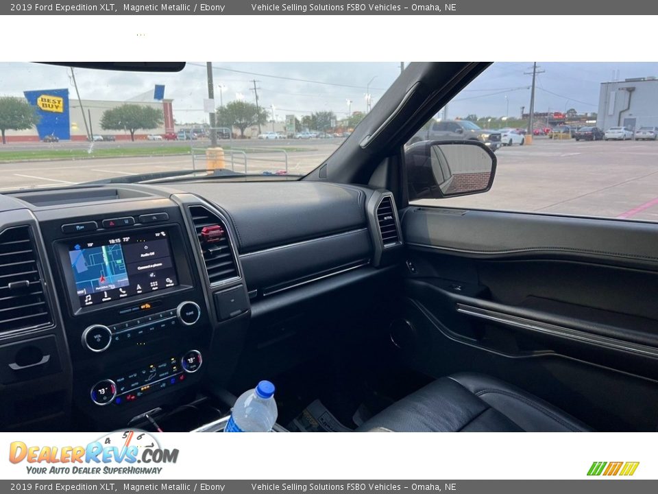 2019 Ford Expedition XLT Magnetic Metallic / Ebony Photo #6