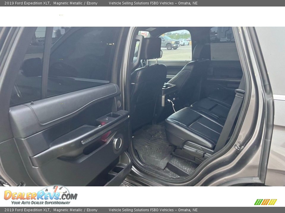 2019 Ford Expedition XLT Magnetic Metallic / Ebony Photo #8