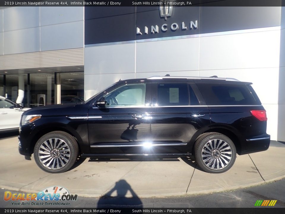 2019 Lincoln Navigator Reserve 4x4 Infinite Black Metallic / Ebony Photo #2