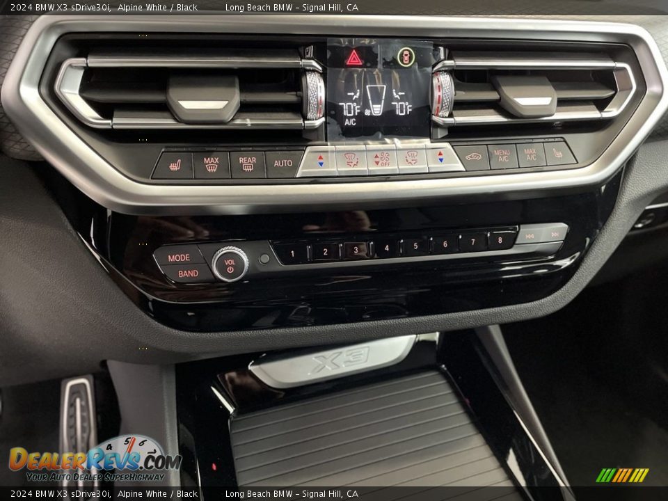 Controls of 2024 BMW X3 sDrive30i Photo #21