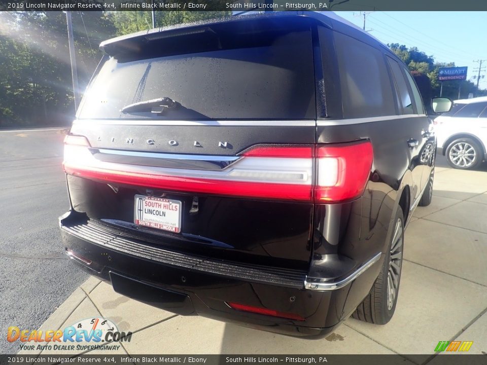 2019 Lincoln Navigator Reserve 4x4 Infinite Black Metallic / Ebony Photo #6