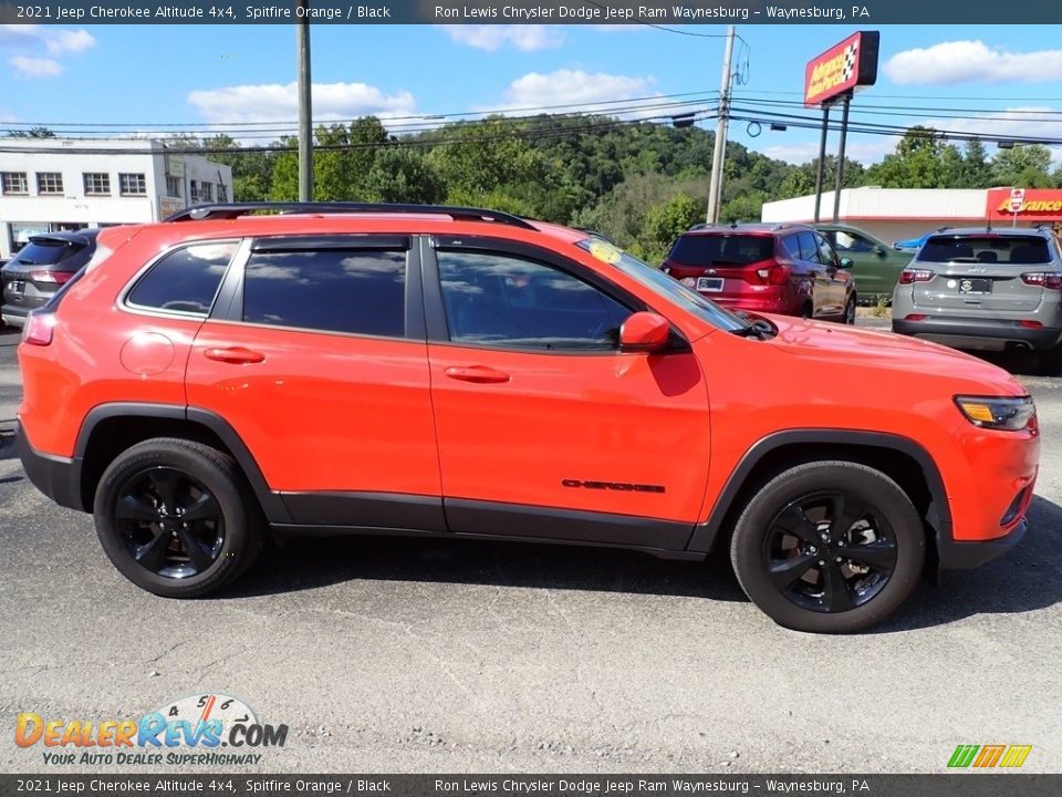 2021 Jeep Cherokee Altitude 4x4 Spitfire Orange / Black Photo #7