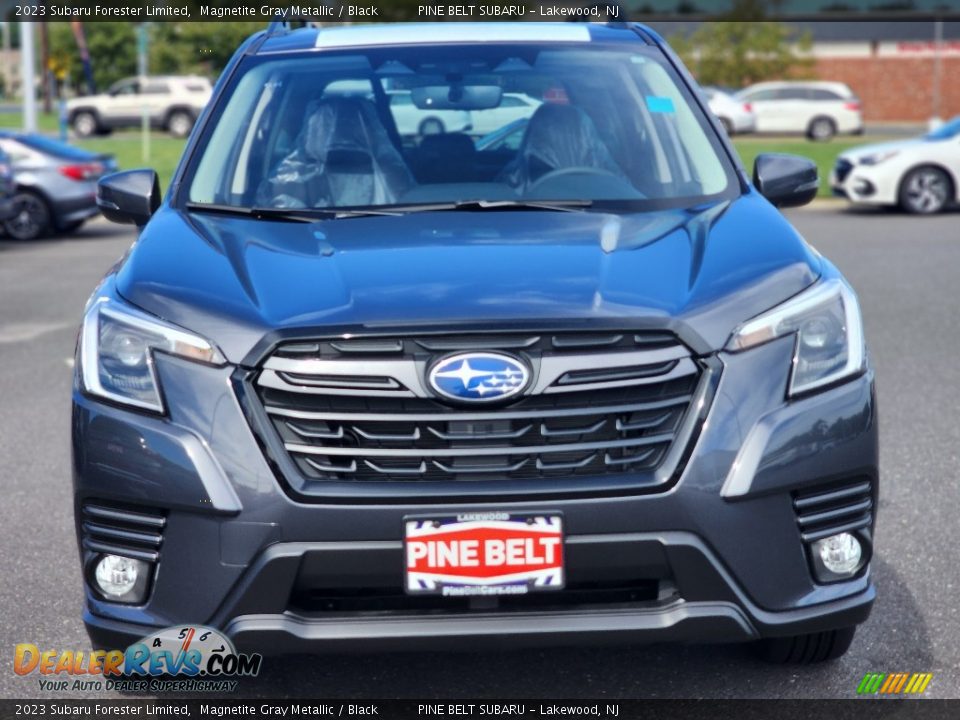 2023 Subaru Forester Limited Magnetite Gray Metallic / Black Photo #2