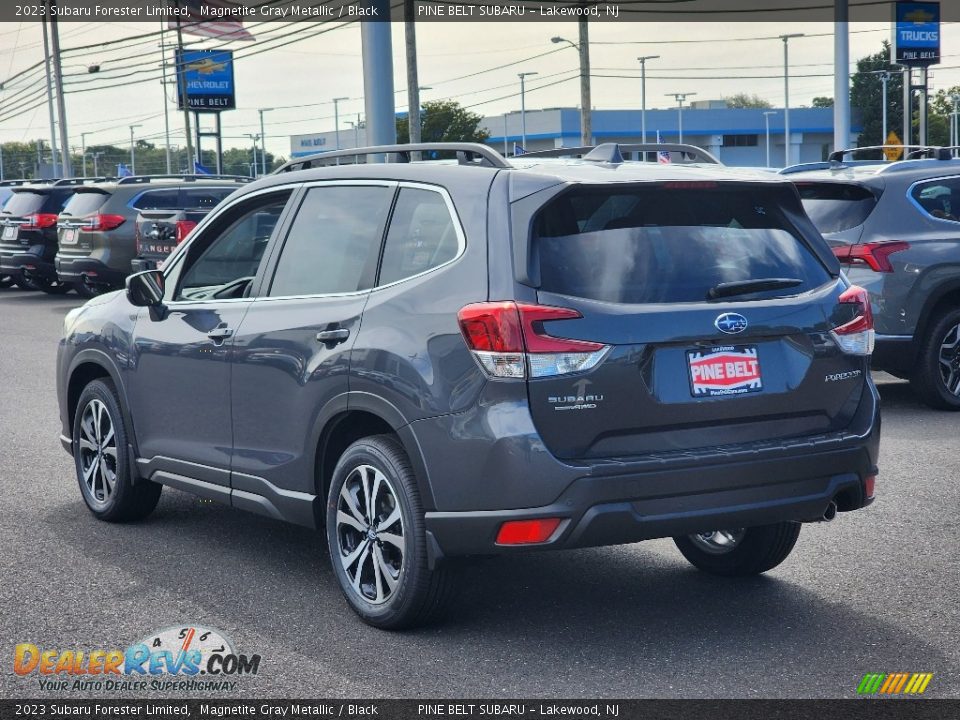 2023 Subaru Forester Limited Magnetite Gray Metallic / Black Photo #4