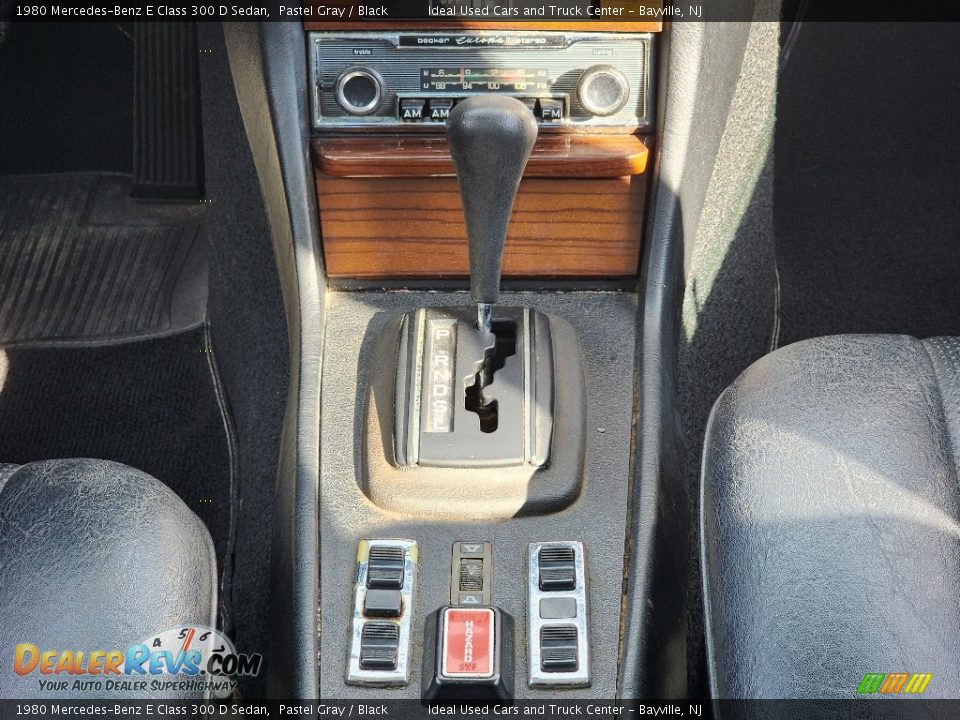 1980 Mercedes-Benz E Class 300 D Sedan Shifter Photo #17