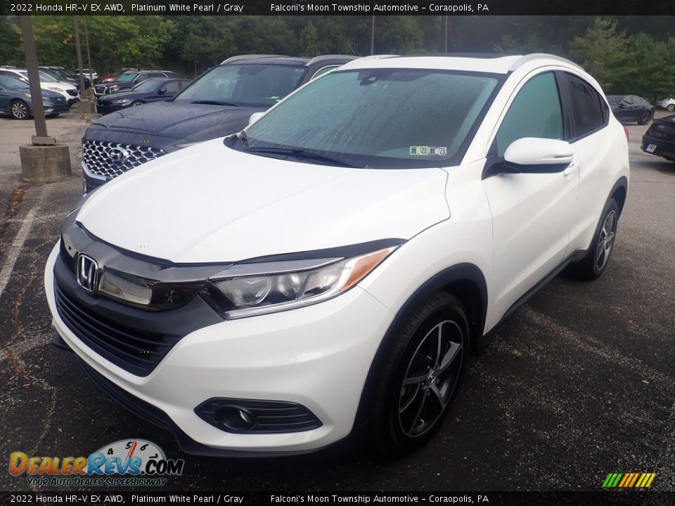 Front 3/4 View of 2022 Honda HR-V EX AWD Photo #1