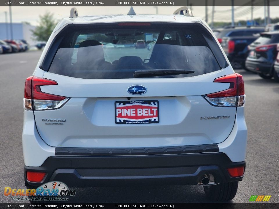 2023 Subaru Forester Premium Crystal White Pearl / Gray Photo #5