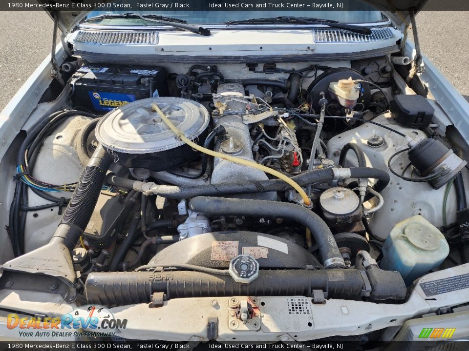 1980 Mercedes-Benz E Class 300 D Sedan 3.0 Liter SOHC 10-Valve Diesel 5 Cylinder Engine Photo #29