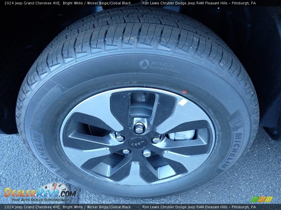 2024 Jeep Grand Cherokee 4XE Wheel Photo #10