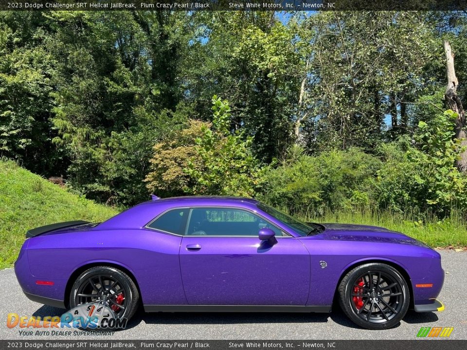 Plum Crazy Pearl 2023 Dodge Challenger SRT Hellcat JailBreak Photo #5