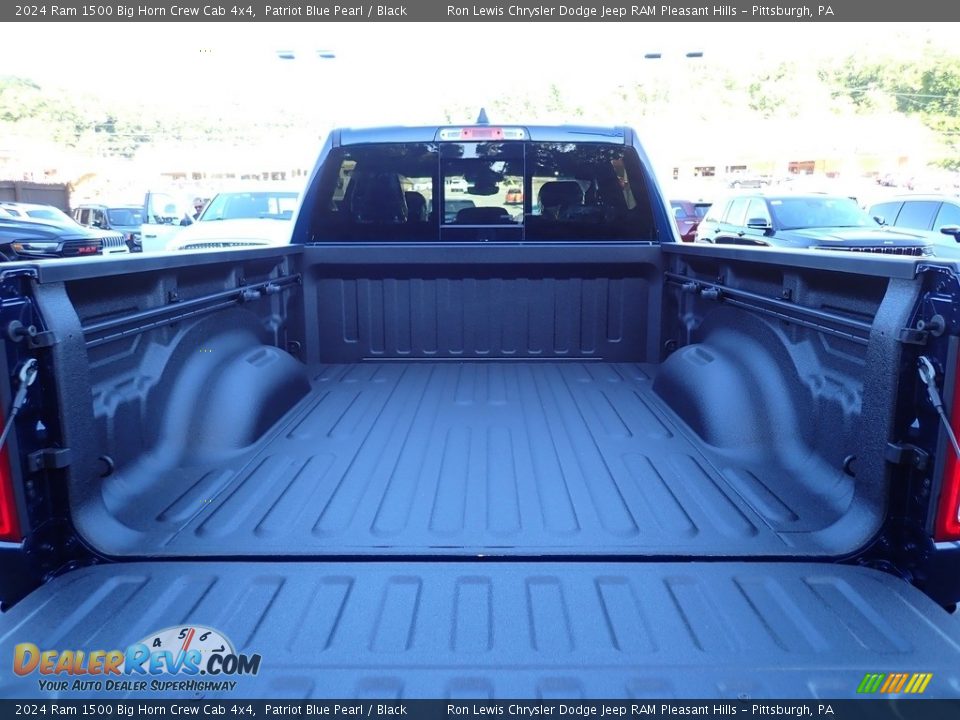 2024 Ram 1500 Big Horn Crew Cab 4x4 Patriot Blue Pearl / Black Photo #5