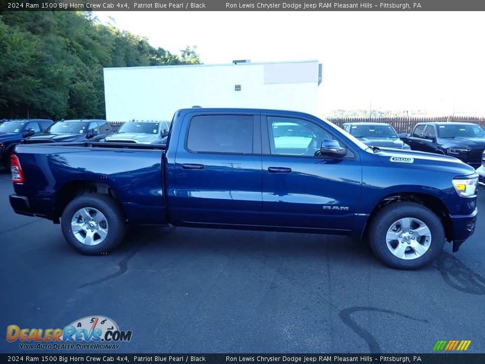 2024 Ram 1500 Big Horn Crew Cab 4x4 Patriot Blue Pearl / Black Photo #7