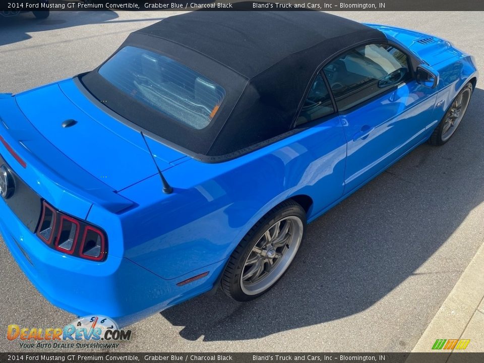 2014 Ford Mustang GT Premium Convertible Grabber Blue / Charcoal Black Photo #6
