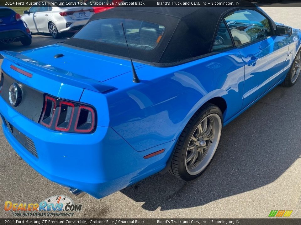 2014 Ford Mustang GT Premium Convertible Grabber Blue / Charcoal Black Photo #8