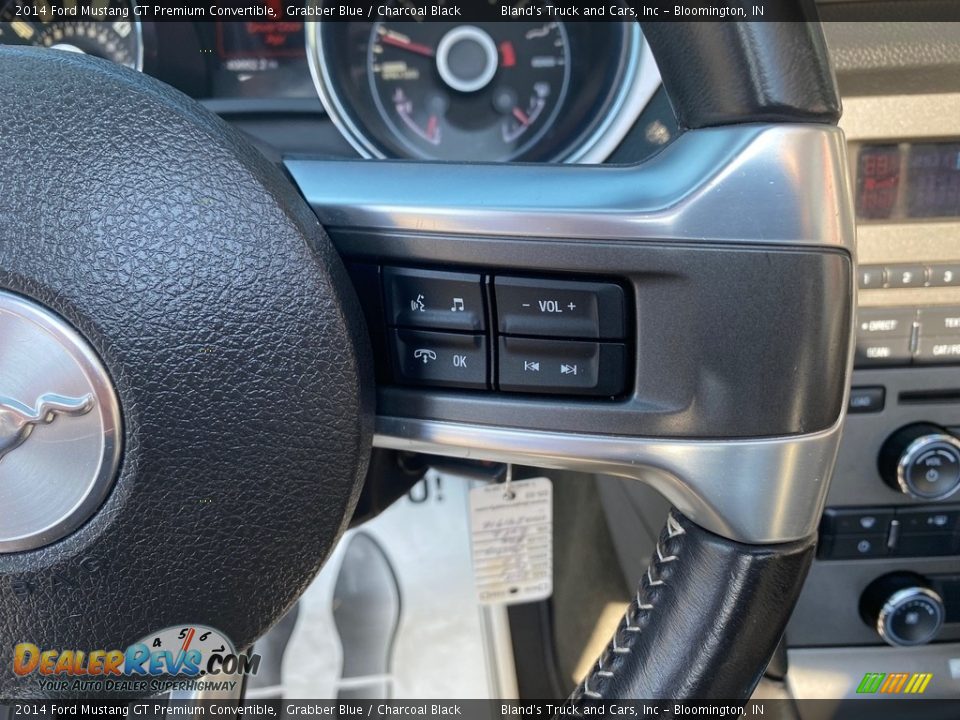 2014 Ford Mustang GT Premium Convertible Grabber Blue / Charcoal Black Photo #31