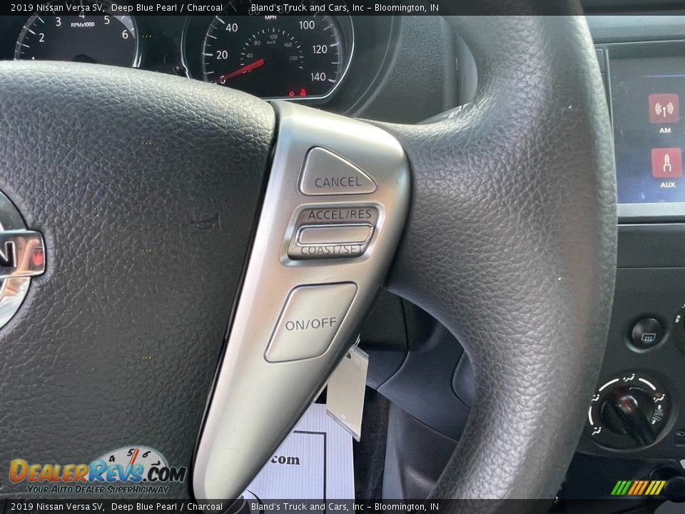 2019 Nissan Versa SV Deep Blue Pearl / Charcoal Photo #21