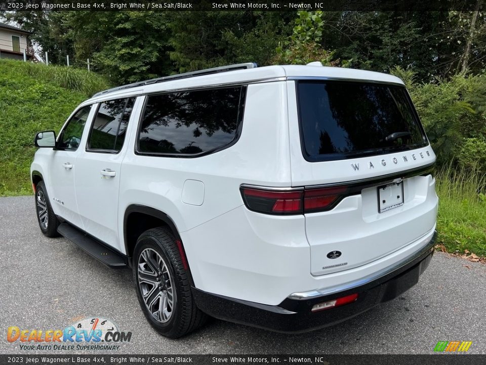 2023 Jeep Wagoneer L Base 4x4 Bright White / Sea Salt/Black Photo #8