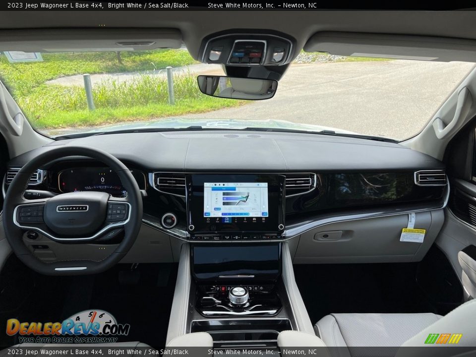 Dashboard of 2023 Jeep Wagoneer L Base 4x4 Photo #17