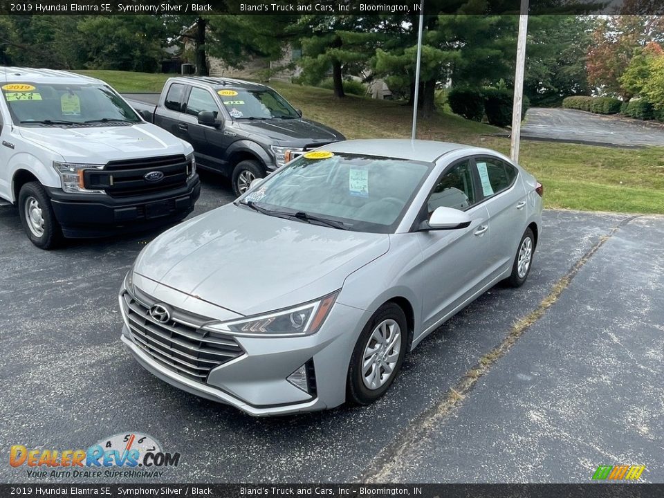 2019 Hyundai Elantra SE Symphony Silver / Black Photo #2