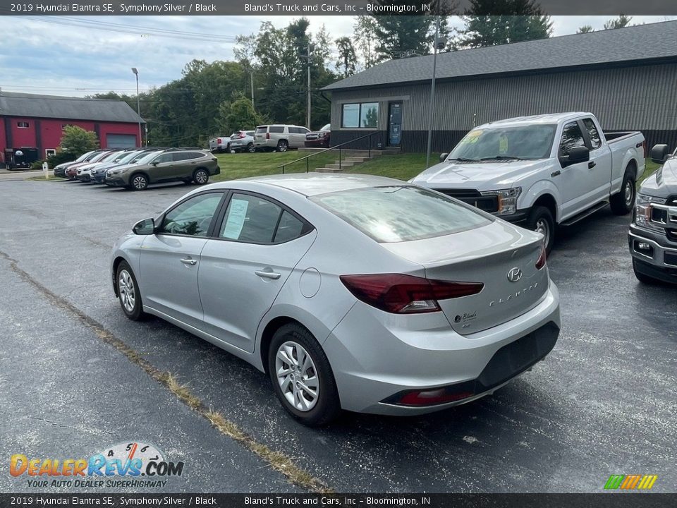 2019 Hyundai Elantra SE Symphony Silver / Black Photo #3