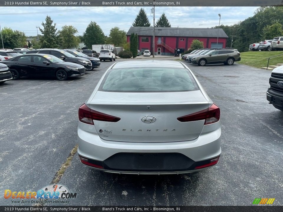 2019 Hyundai Elantra SE Symphony Silver / Black Photo #4